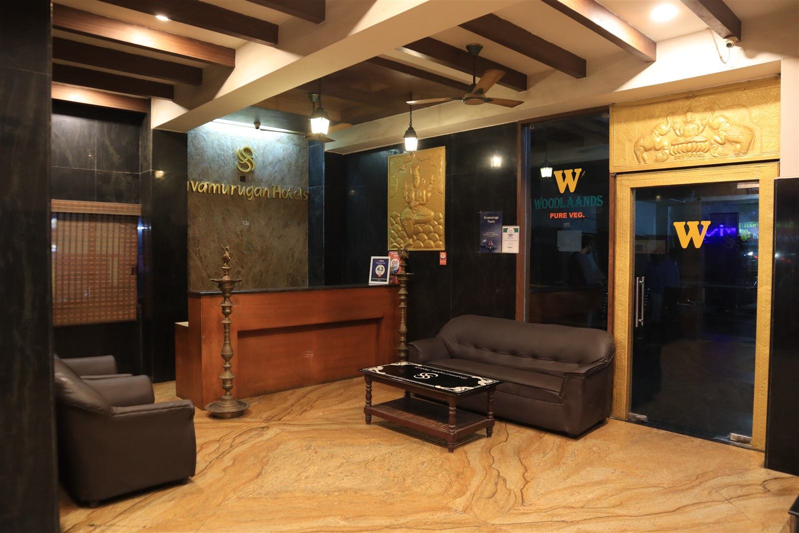 Siva Murugan Hotel reception